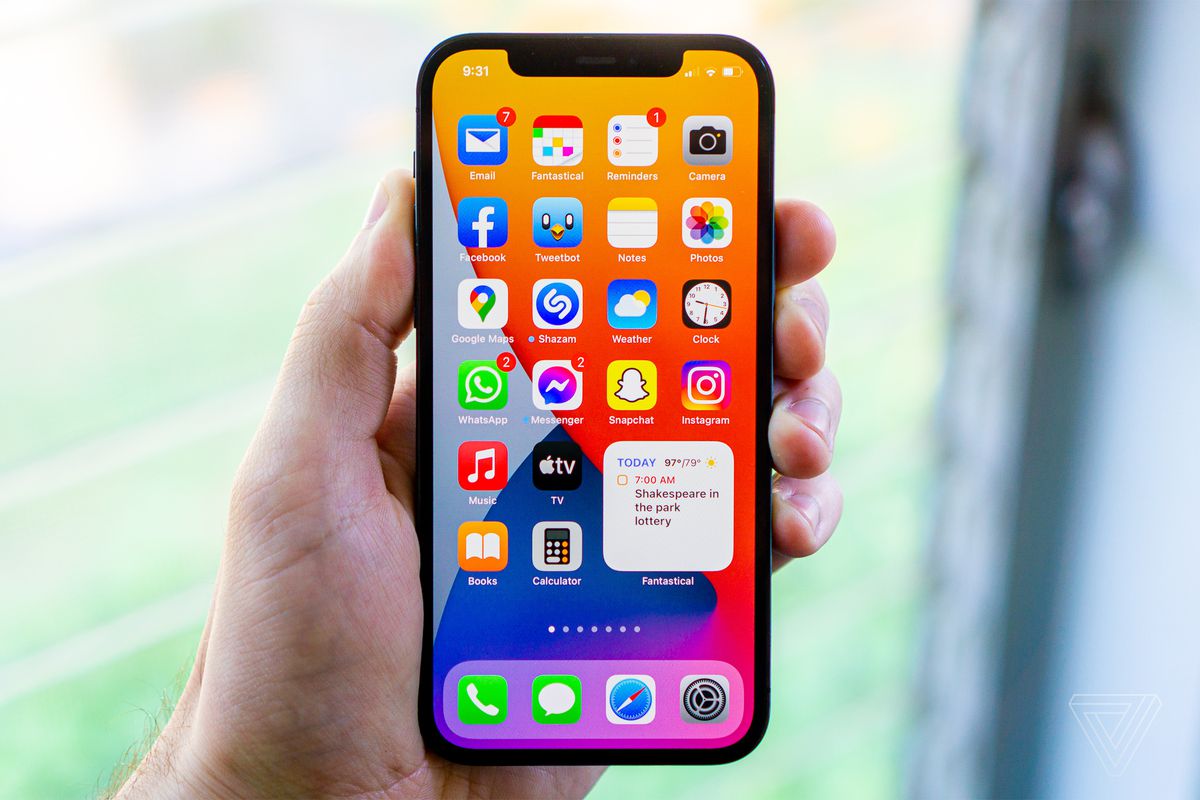 An iOS 15 device