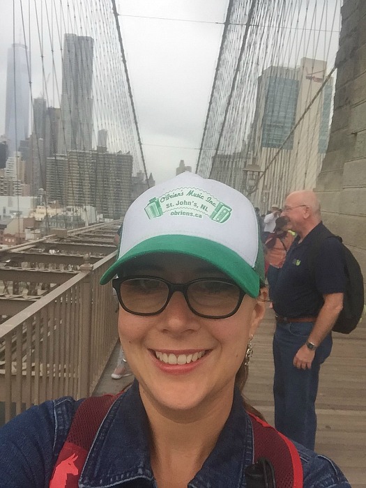 Laura Bain selfie on the Brooklyn Bridge 