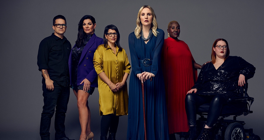 The cast of Fashion Dis