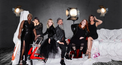 The cast of Fashion Dis